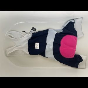 Never worn Le Col pro bib shorts size M